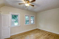 11 - Upper Level Bedroom - 3-1