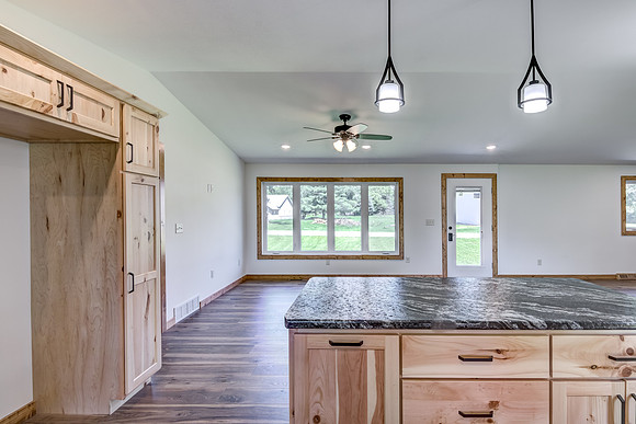 03 - Kitchen-6