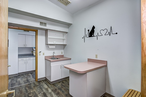 03 - main floor-02