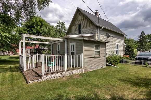 19 - Backyard-3
