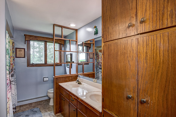 12b - Bathroom-1