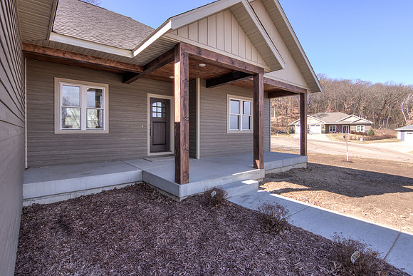 20 - Exterior-1