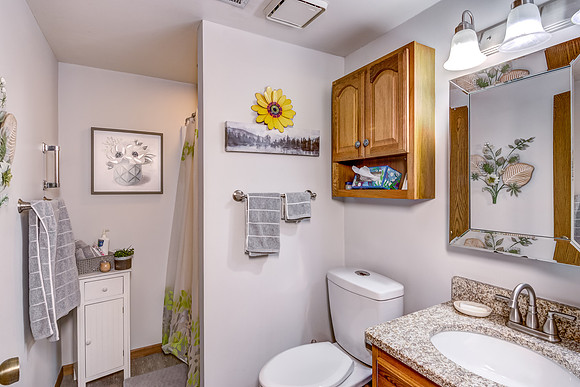 12b - Bathroom-3