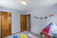 10 - Main Level Bedroom - 3-2