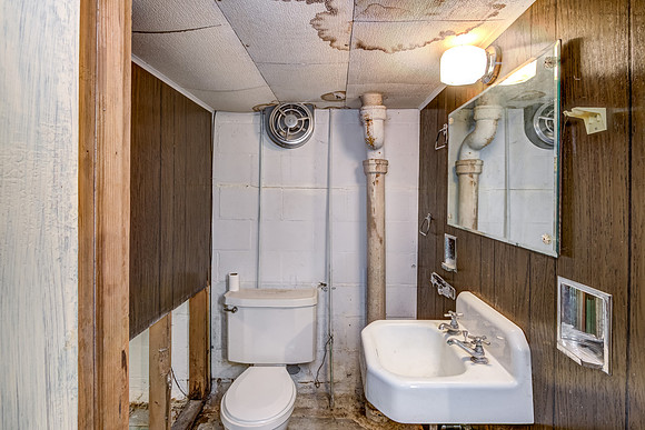 12b - Bathroom-4