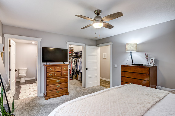 06 - Primary Bedroom-2