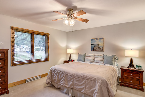 10 - Main Level Bedroom - 1-1