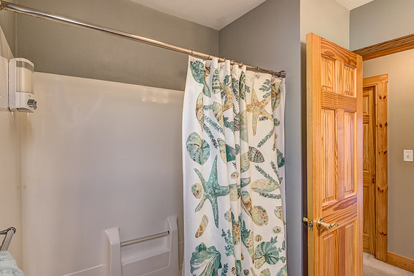 12b - Bathroom-6