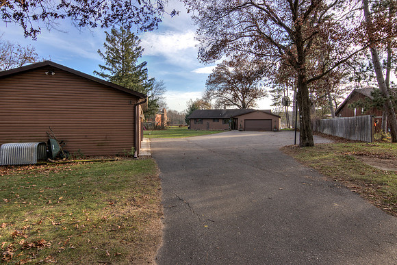 20 - Exterior-11
