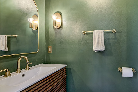12b - Bathroom-2-Edit