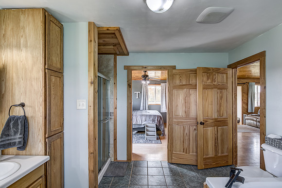 07 - Primary Bathroom-2