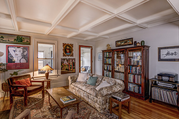 02 - Living Room-3