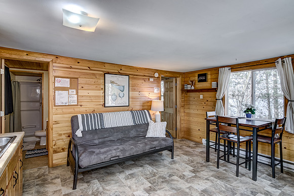 cabin 1 - 06 - IMG_3163_4_5