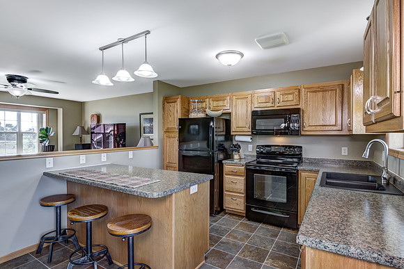 03 - Kitchen-1