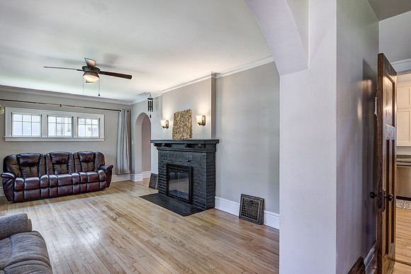 02 - Living Room-1