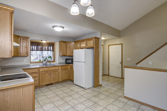03 - Kitchen-2