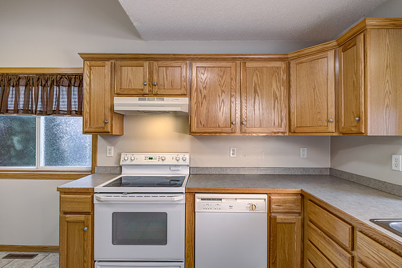03 - Kitchen-4