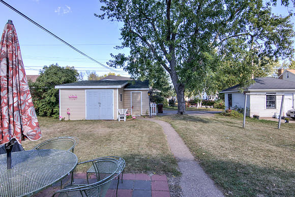 19 - Backyard-03