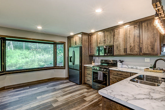 03 - Kitchen-2
