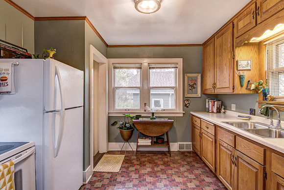 03 - Kitchen-1