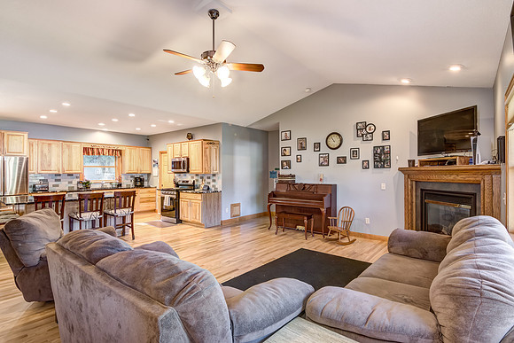02 - Living Room-3-Edit