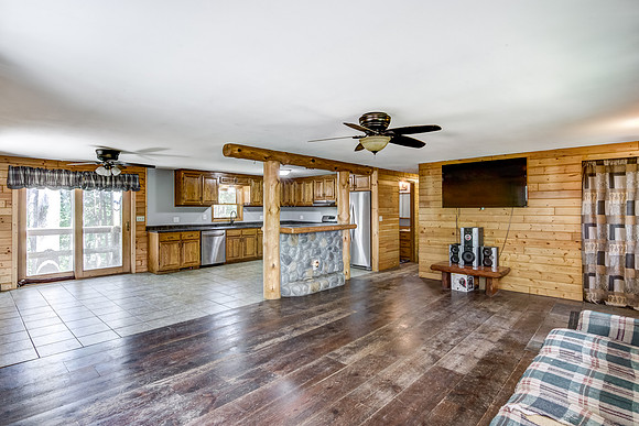 02 - Living Room-8