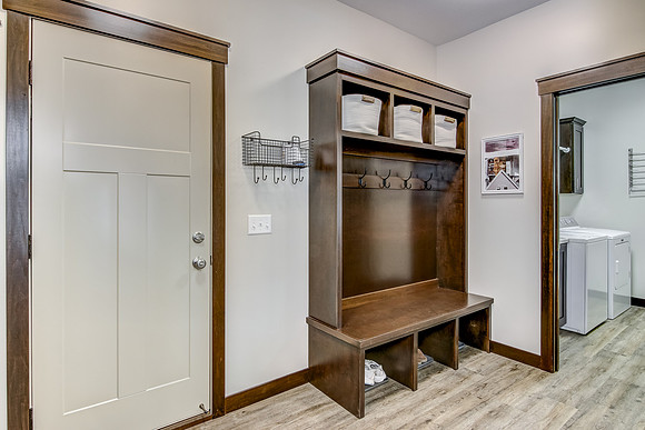 16c - mudroom-1