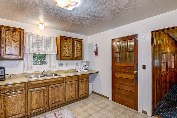 03 - Kitchen-2