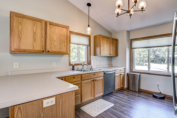 03 - Kitchen-1