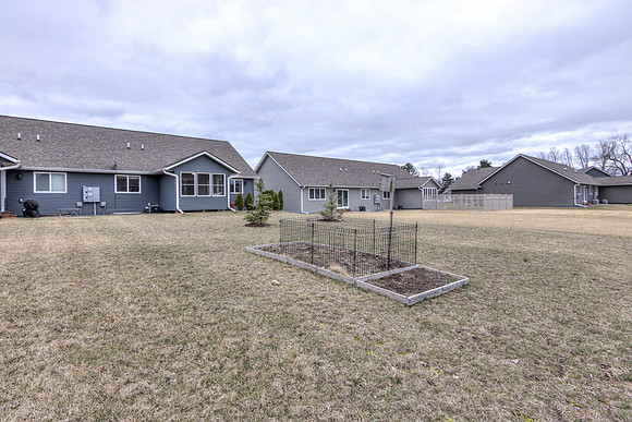 19 - Backyard-3