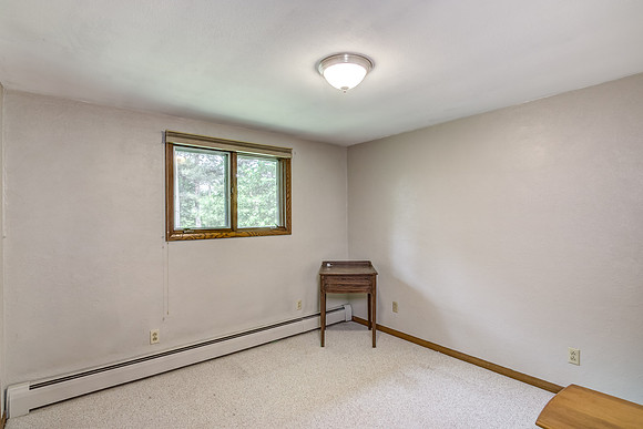 11 - Upper Level Bedroom - 4-1