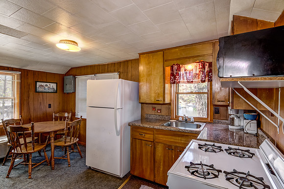 03 - Kitchen-2
