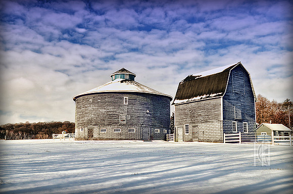 Day 322.  You can drive a man crazy by putting him an round barn and telling him to stand in the corner...