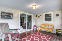 09 - Seasonal Porch-1