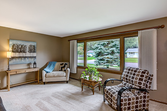 02 - Living Room-2