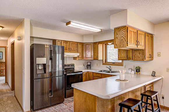 03 - Kitchen-03-Edit
