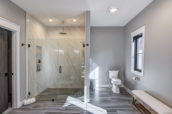 07 - Primary Bathroom-1
