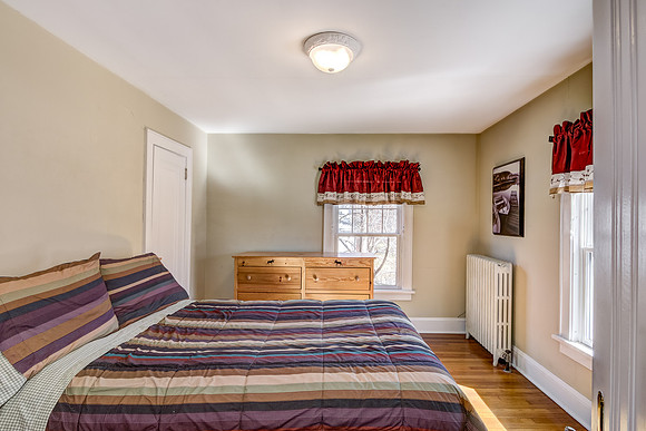 11 - Upper Level Bedroom - 2-1