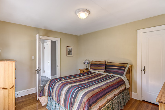 11 - Upper Level Bedroom - 2-2