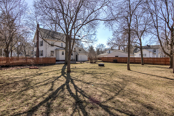 19 - Backyard-6
