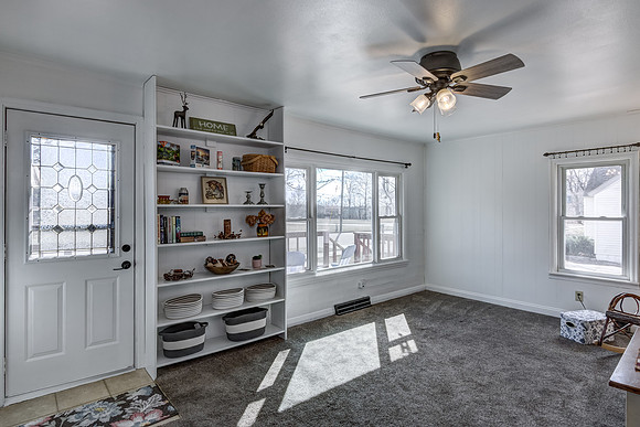 02 - Living Room-4