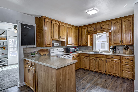 03 - Kitchen-2