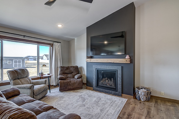02 - Living Room-2