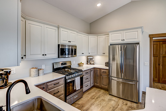 03 - Kitchen-7