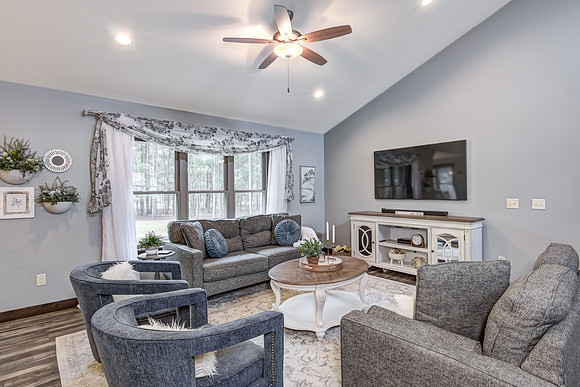 02 - Living Room-3