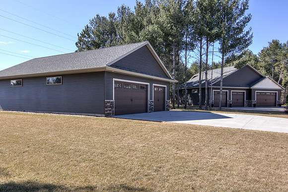 18 - Outbuilding-3