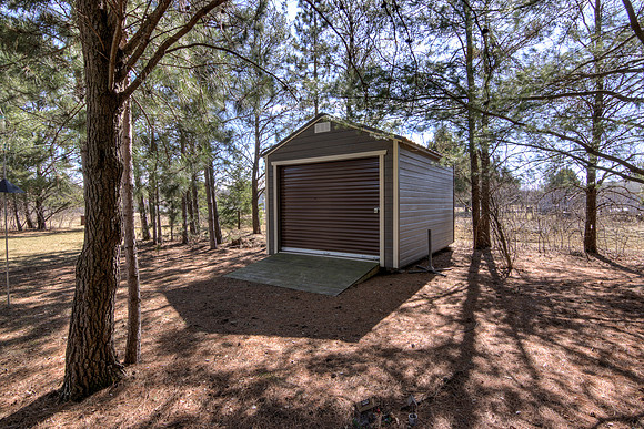 18 - Outbuilding-7b