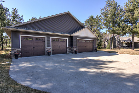 20 - Exterior-4