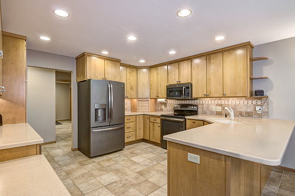 03 - Kitchen-7