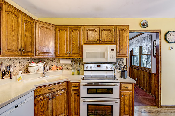 03 - Kitchen-5